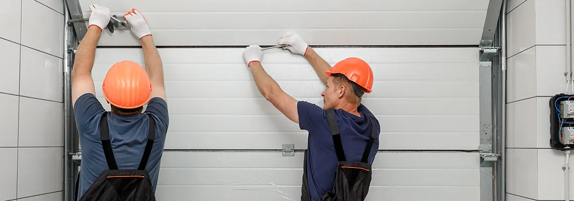 Driveway Garage Door Local Technicians in O'Fallon, Illinois